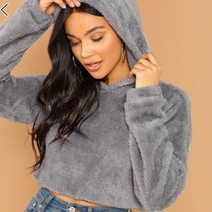cropped fuzzy hoodie (YOU CAN CASHAPP ME)